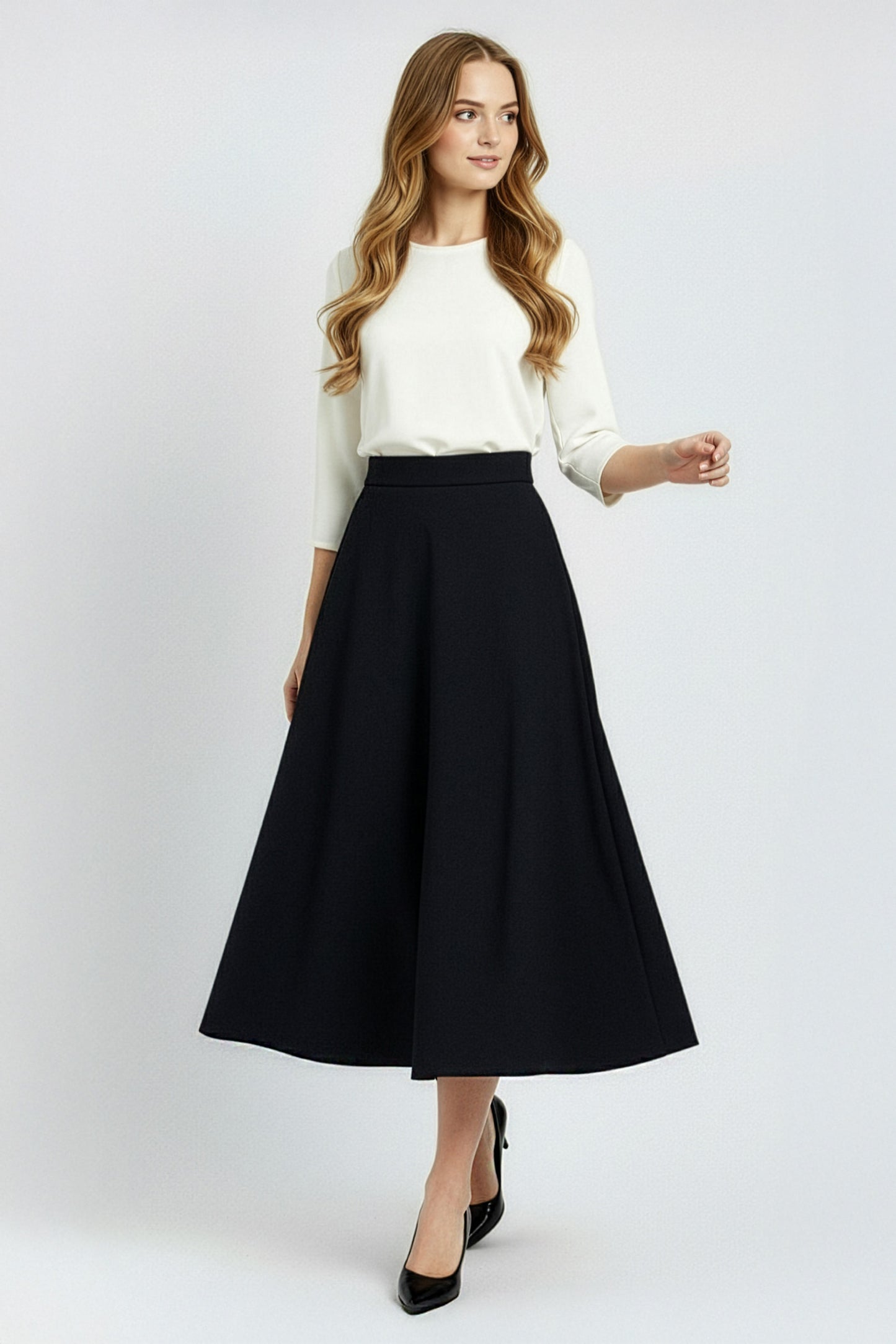 Isabella - Wool Midi Skirt in Black
