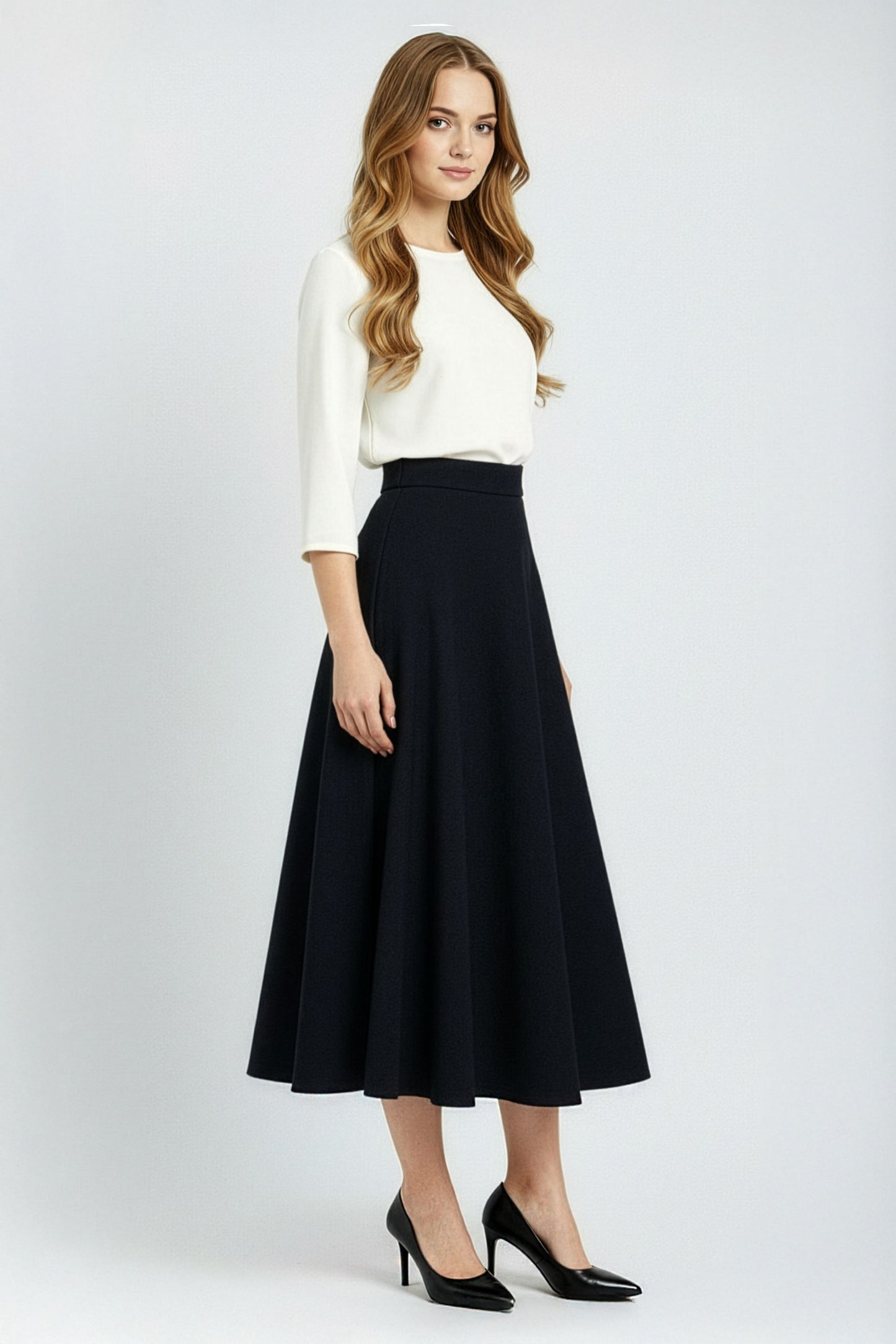 Isabella - Wool Midi Skirt in Black